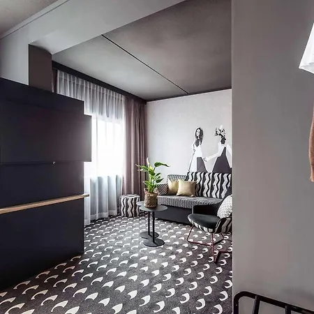 Ibis Styles Centre Szálloda