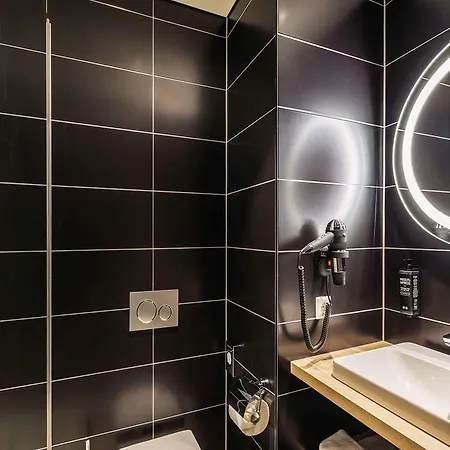 Ibis Styles Centre Hotel *