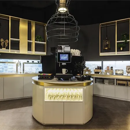 Ibis Styles Centre *