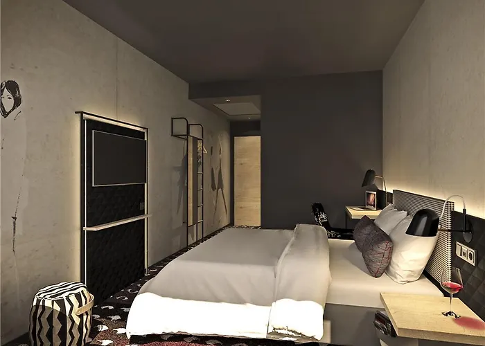 Ibis Styles Centre فندق