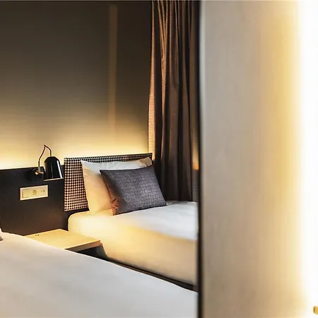 Ibis Styles Centre Hotel *